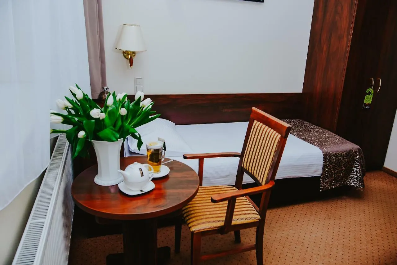 Hotel Korel Posen 3*,